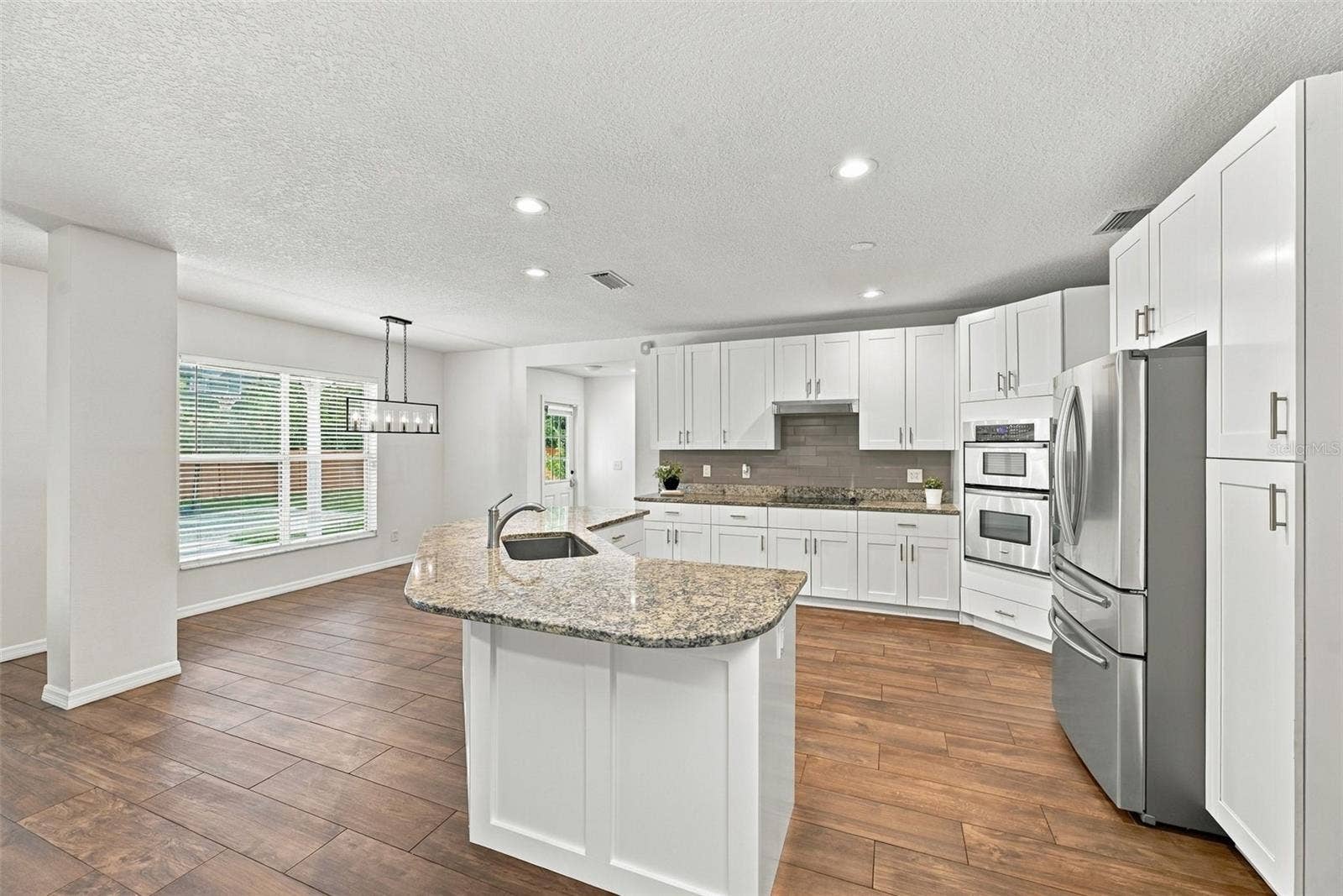 1349 VALLEY PINE CIRCLE, Apopka, FL 32712 1349 VALLEY PINE CIRCLE, Apopka, FL 32712