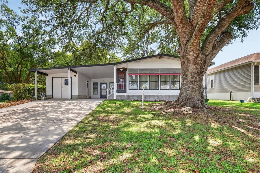 Property photo for 1625 HILTON HEAD BOULEVARD, Lady Lake, FL