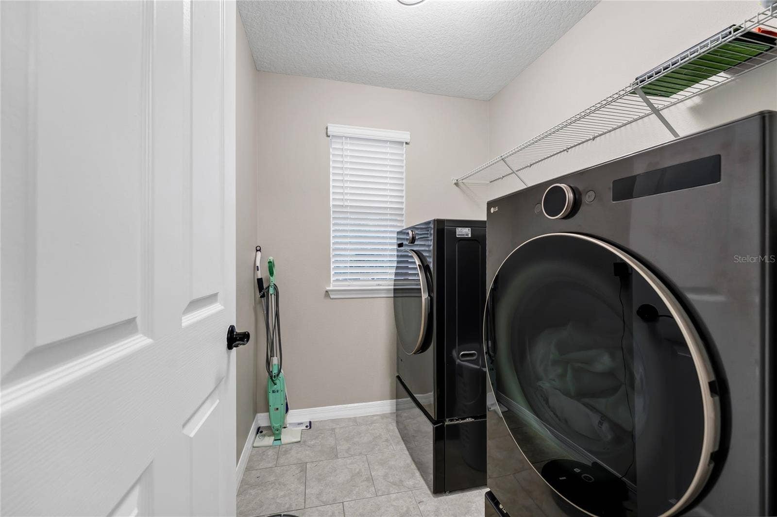8806 TATARA STREET, Orlando, FL 32836 8806 TATARA STREET, Orlando, FL 32836