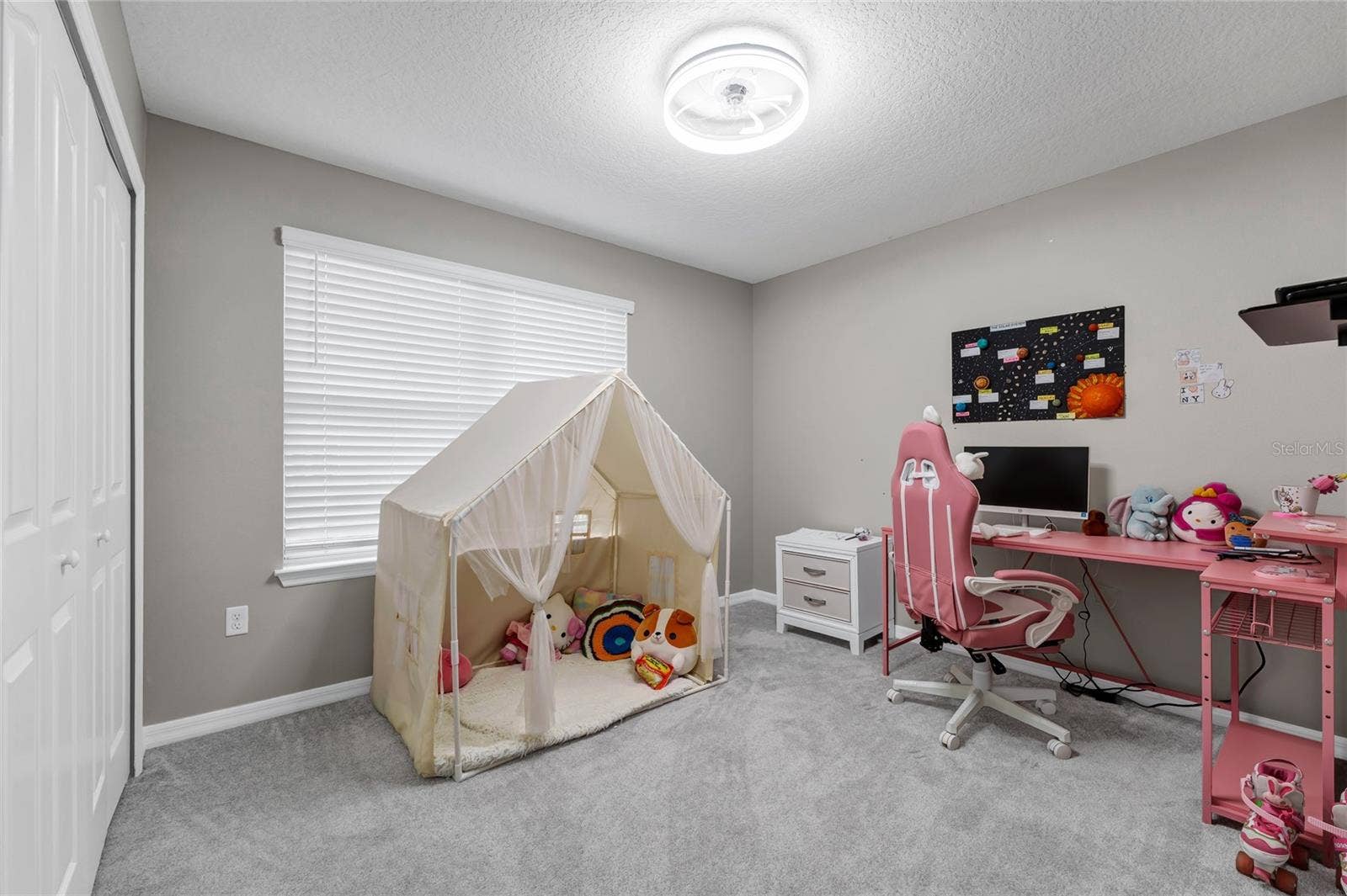 8806 TATARA STREET, Orlando, FL 32836 8806 TATARA STREET, Orlando, FL 32836