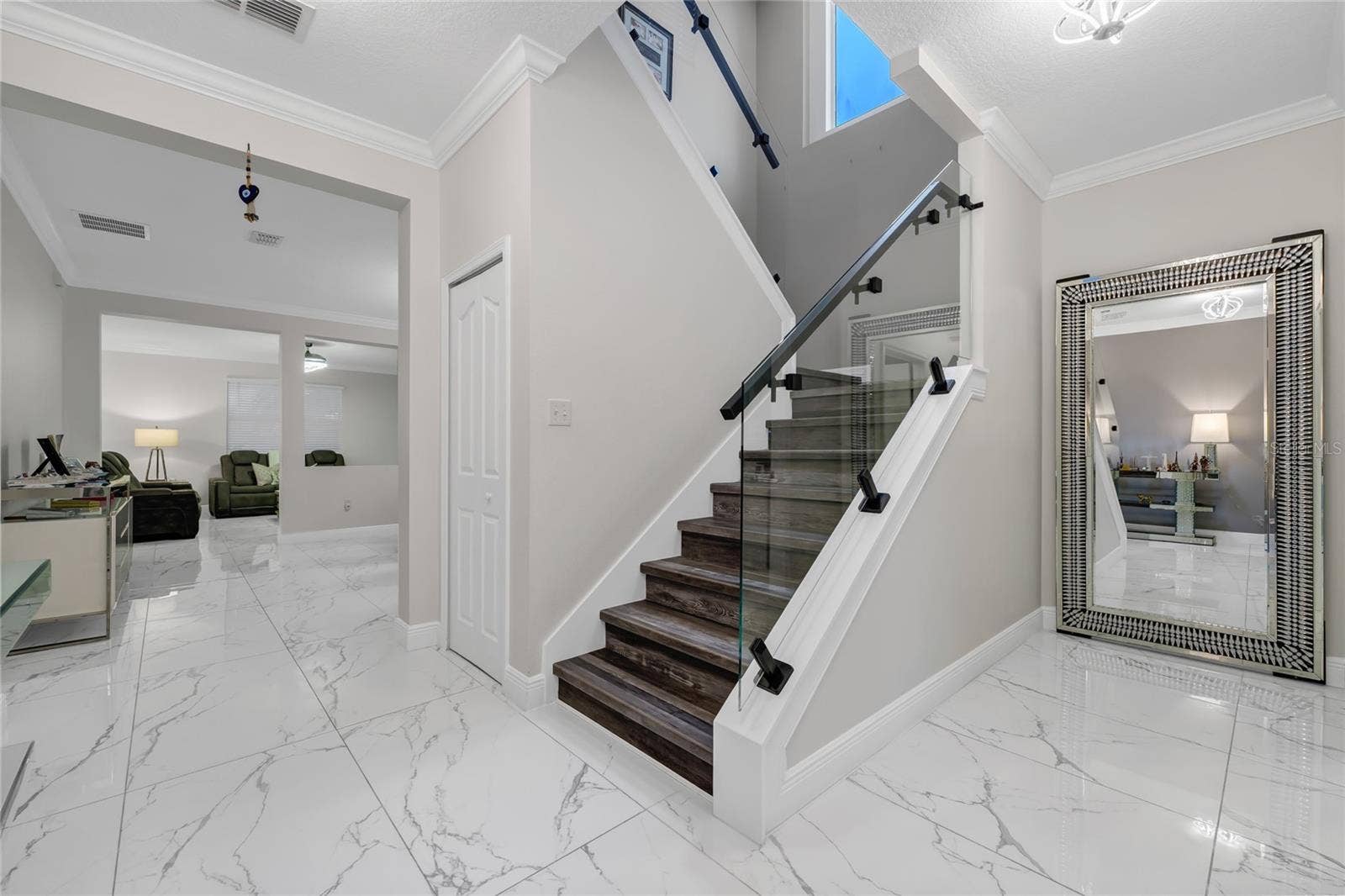 8806 TATARA STREET, Orlando, FL 32836 8806 TATARA STREET, Orlando, FL 32836