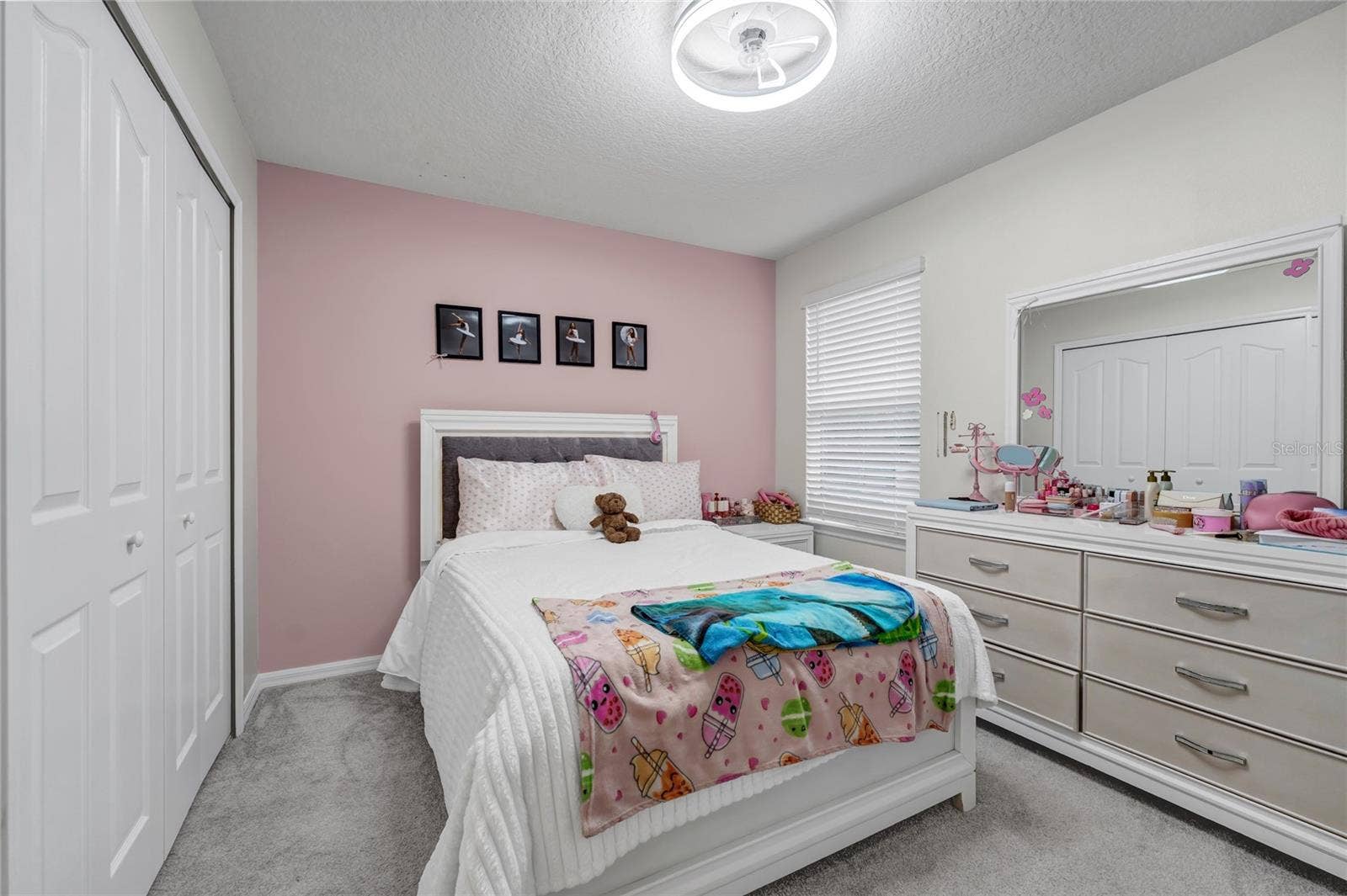 8806 TATARA STREET, Orlando, FL 32836 8806 TATARA STREET, Orlando, FL 32836