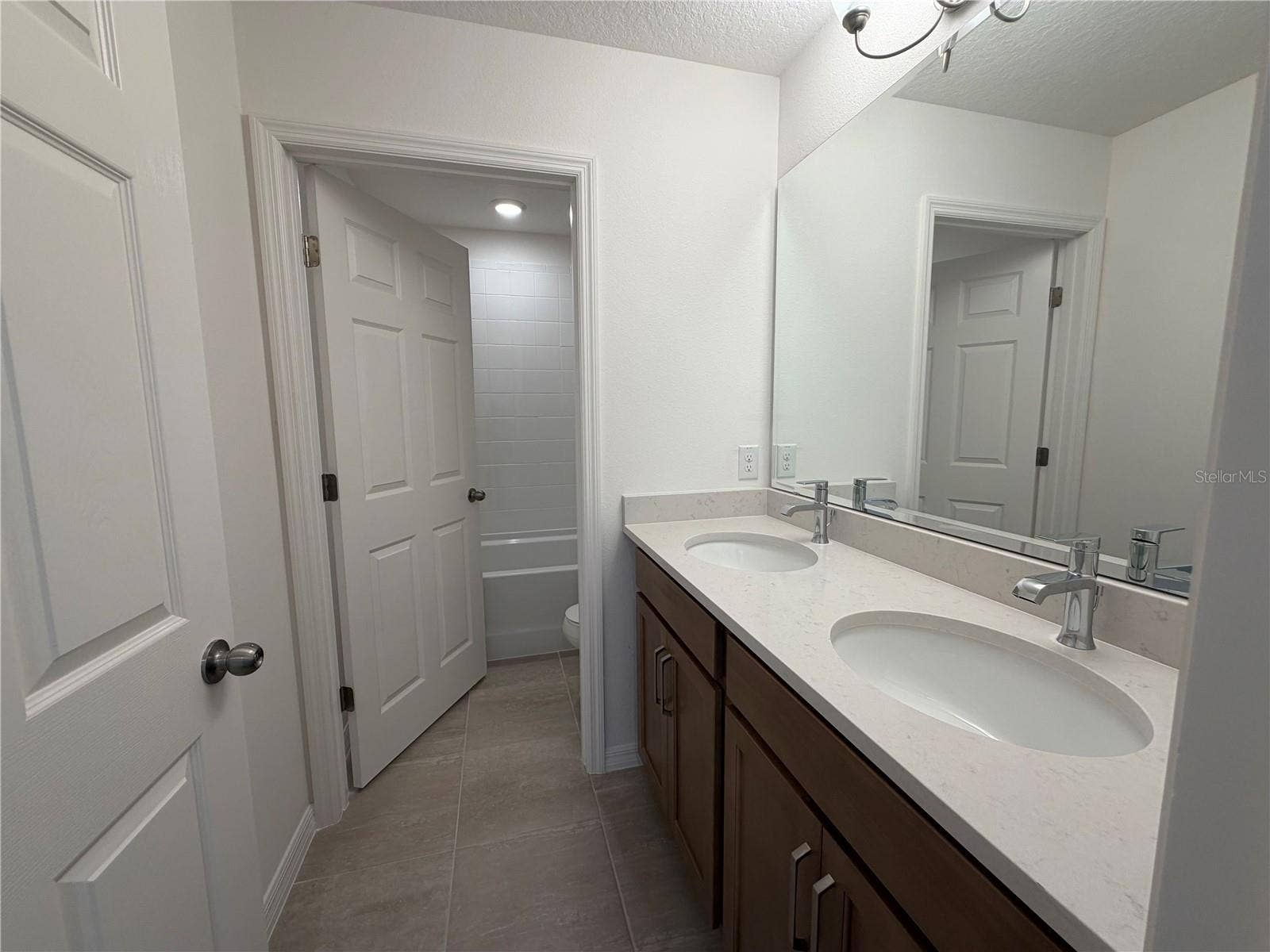 756 FARFIELDS STREET, Deland, FL 32724 756 FARFIELDS STREET, Deland, FL 32724