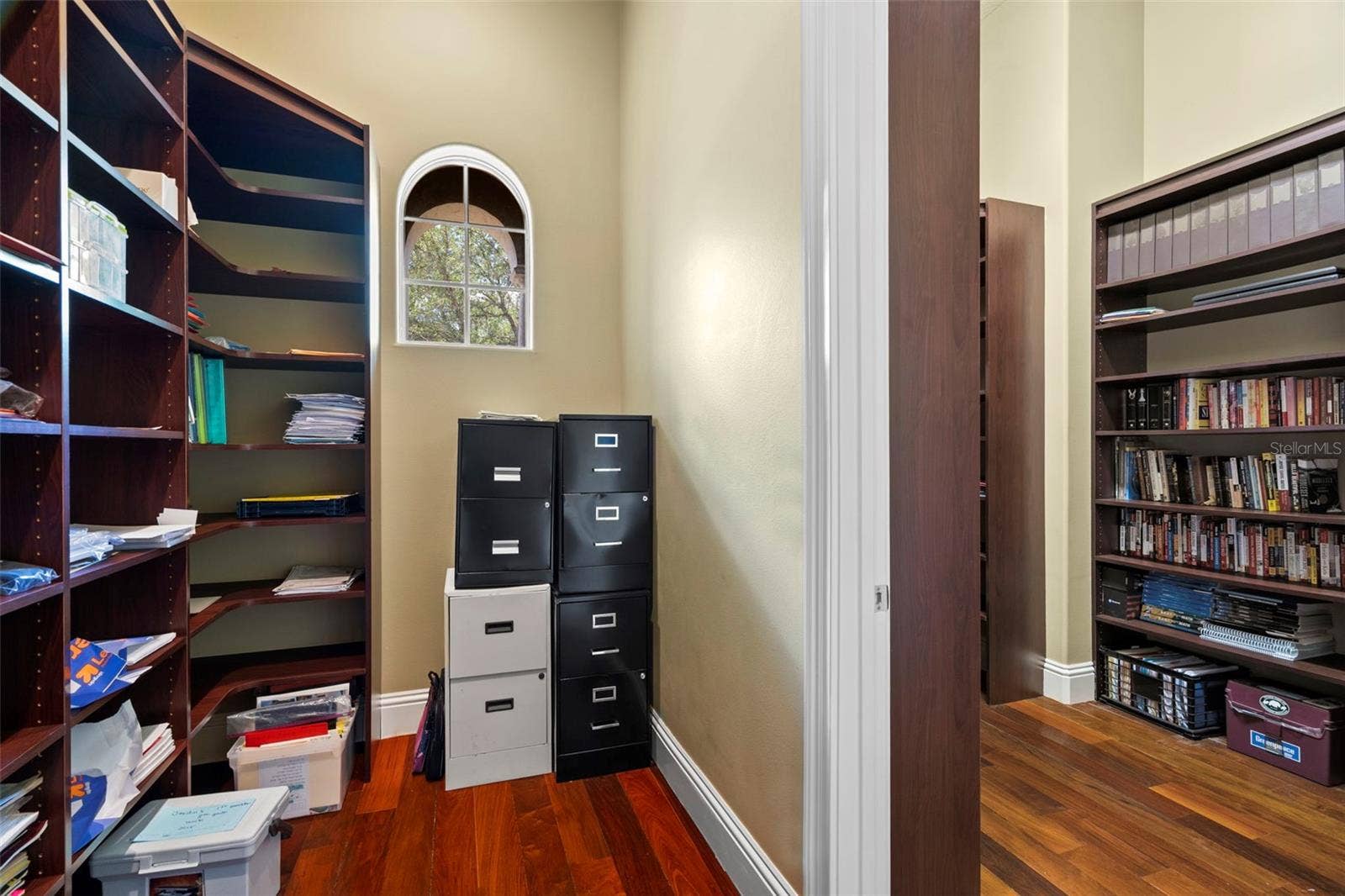 3540 LEGACY HILLS COURT, Longwood, FL 32779 dual walk-in closets for office/library