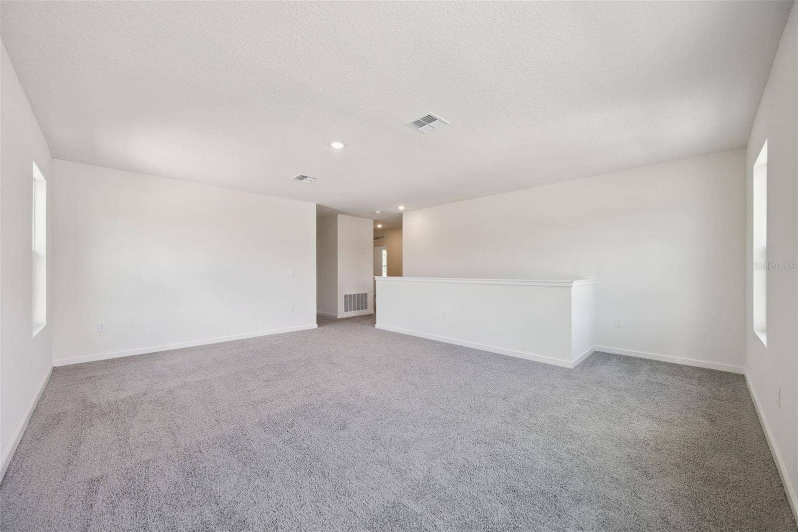 4040 BRADBURY WAY, Sanford, FL 32773 4040 BRADBURY WAY, Sanford, FL 32773