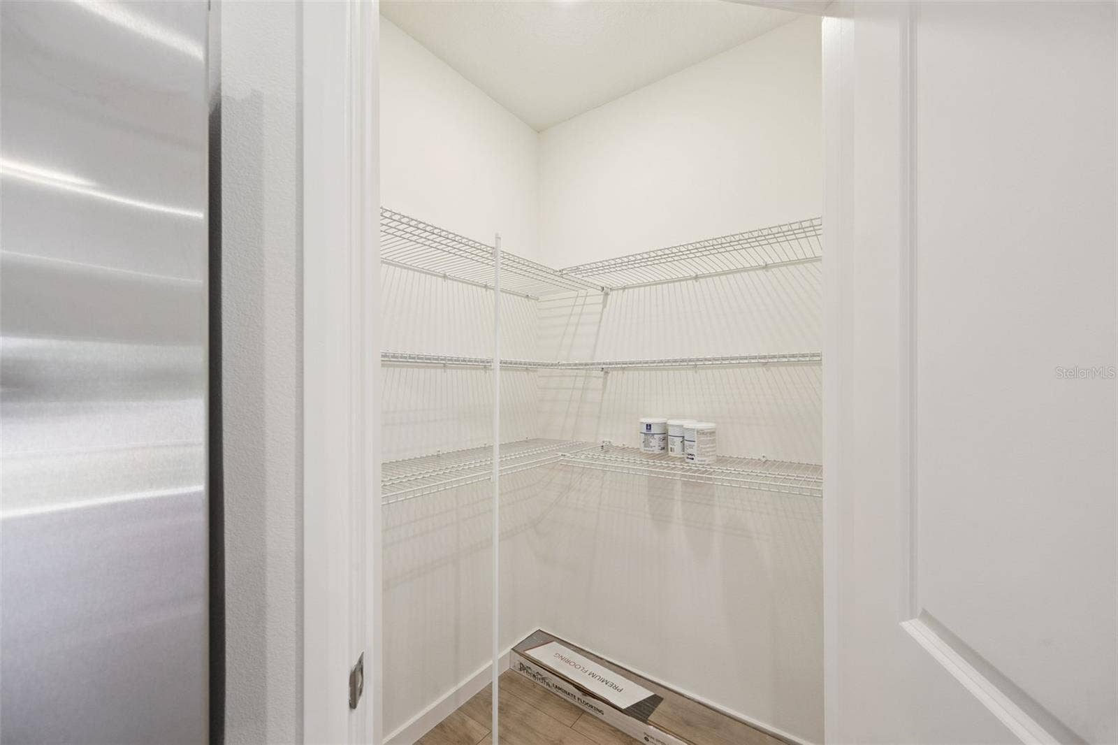4040 BRADBURY WAY, Sanford, FL 32773 4040 BRADBURY WAY, Sanford, FL 32773