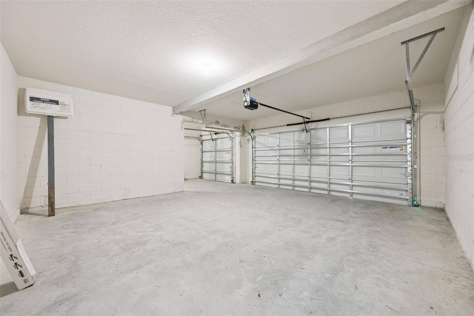 4040 BRADBURY WAY, Sanford, FL 32773 4040 BRADBURY WAY, Sanford, FL 32773