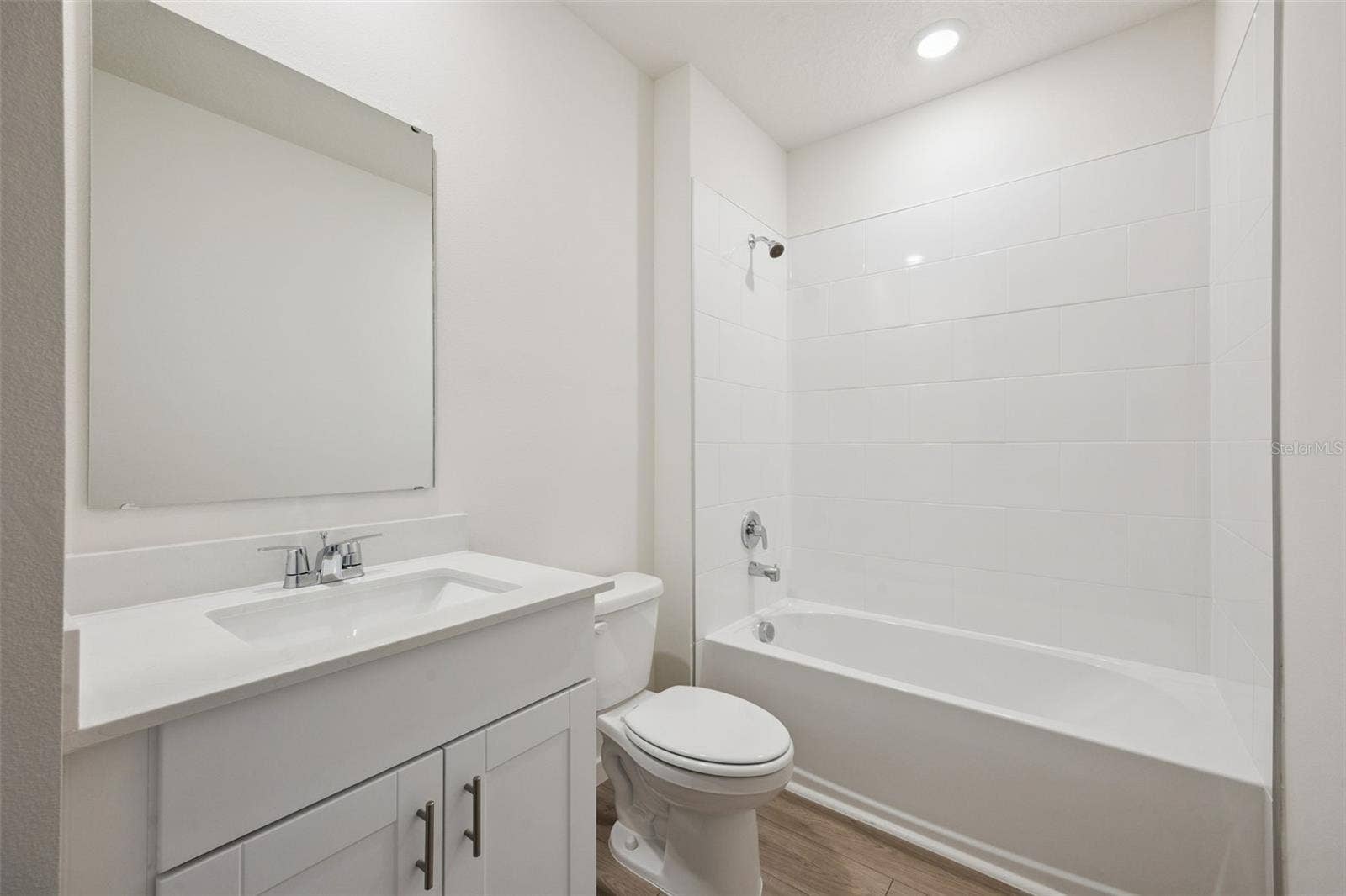 4040 BRADBURY WAY, Sanford, FL 32773 4040 BRADBURY WAY, Sanford, FL 32773