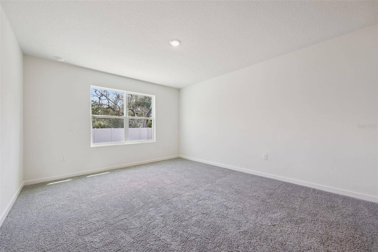 4040 BRADBURY WAY, Sanford, FL 32773 4040 BRADBURY WAY, Sanford, FL 32773