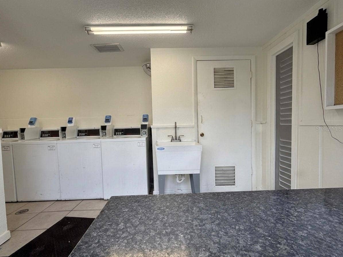 554 ORANGE DRIVE, #15, Altamonte Springs, FL 32701