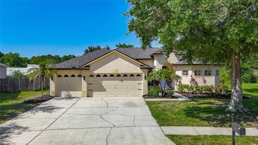 Property photo for 16923 MELISSA ANN DRIVE, Lutz, FL