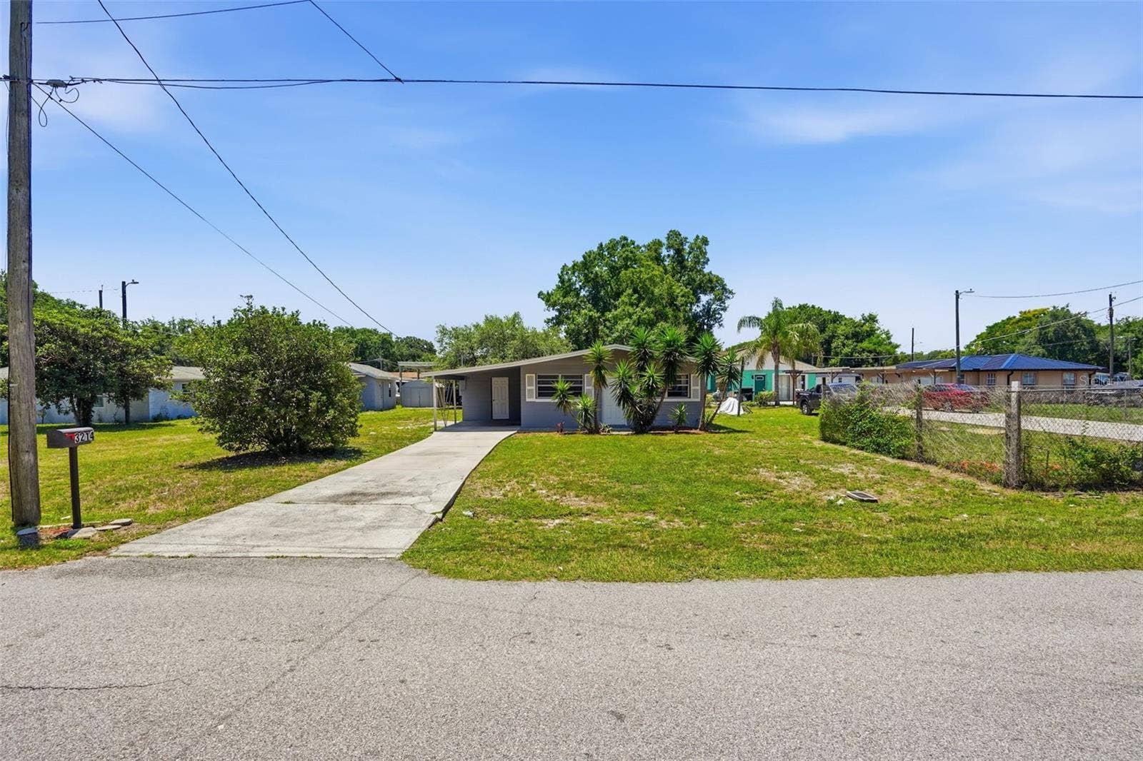 3214 AVENUE Q NW, Winter Haven, FL 33881 3214 AVENUE Q NW, Winter Haven, FL 33881