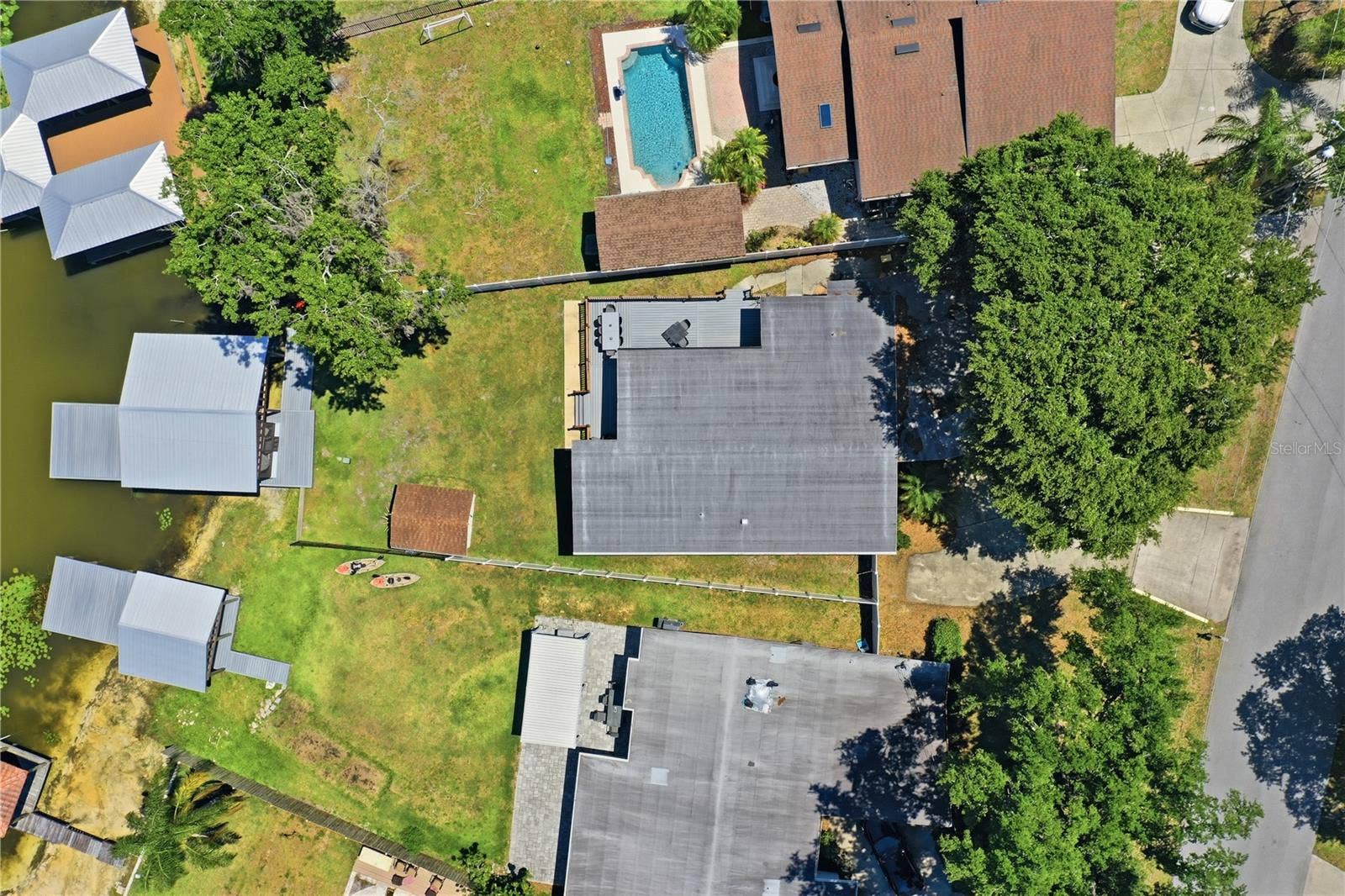 5716 MOONLIGHT CIRCLE, Orlando, FL 32839 5716 MOONLIGHT CIRCLE, Orlando, FL 32839