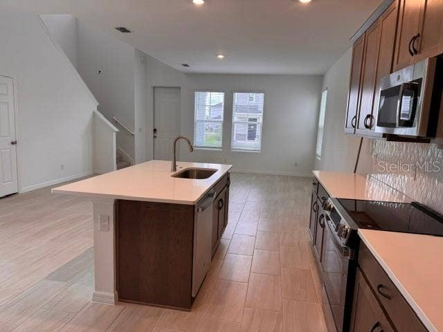 392 OAK FLAT ALLEY, Groveland, FL 34736 Kitchen