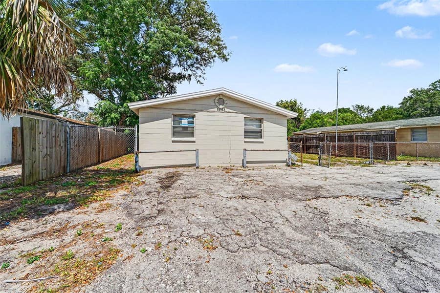Property photo for 10112 N LANTANA AVENUE, Tampa, FL