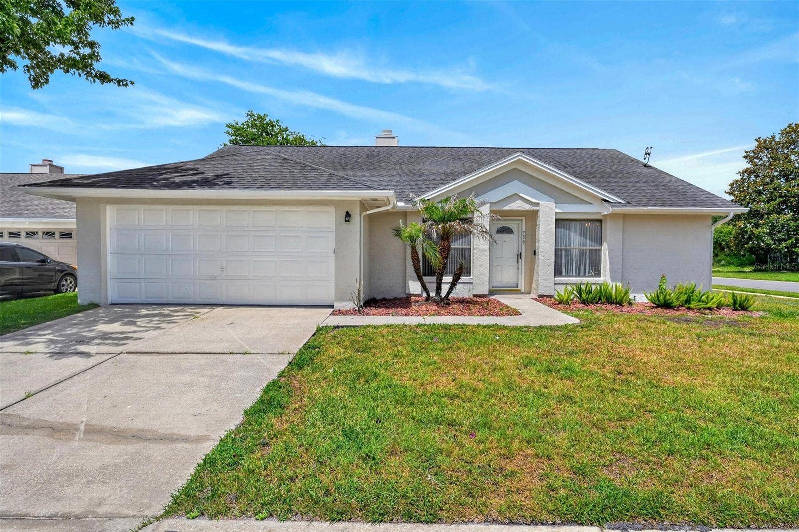 759 TOMLINSON TERRACE, Lake Mary, FL 32746 Kitchen and Family Room View
