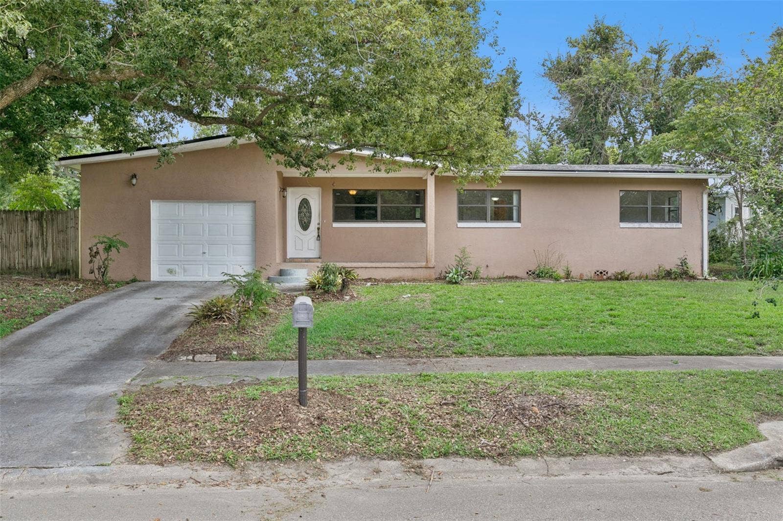 163 LAKE HARRIET DRIVE, Altamonte Springs, FL 32714 163 LAKE HARRIET DRIVE, Altamonte Springs, FL 32714