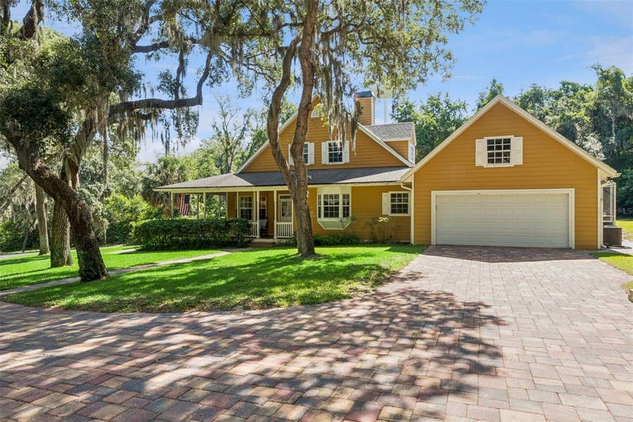 Property photo for 16526 HIGHLAND AVENUE, Montverde, FL