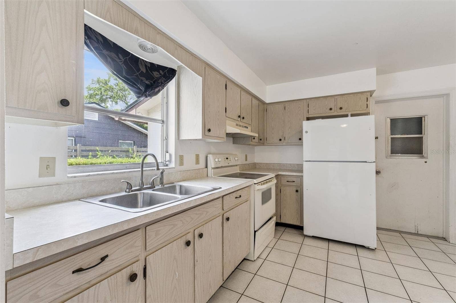 2512 EASTBROOK BOULEVARD, Winter Park, FL 32792 2512 EASTBROOK BOULEVARD, Winter Park, FL 32792