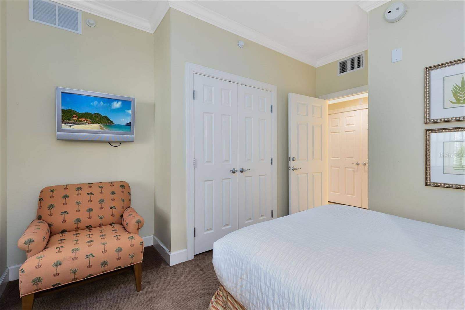 1360 CENTRE COURT RIDGE DRIVE, #201, Reunion, FL 34747 1360 CENTRE COURT RIDGE DRIVE, #201, Reunion, FL 34747