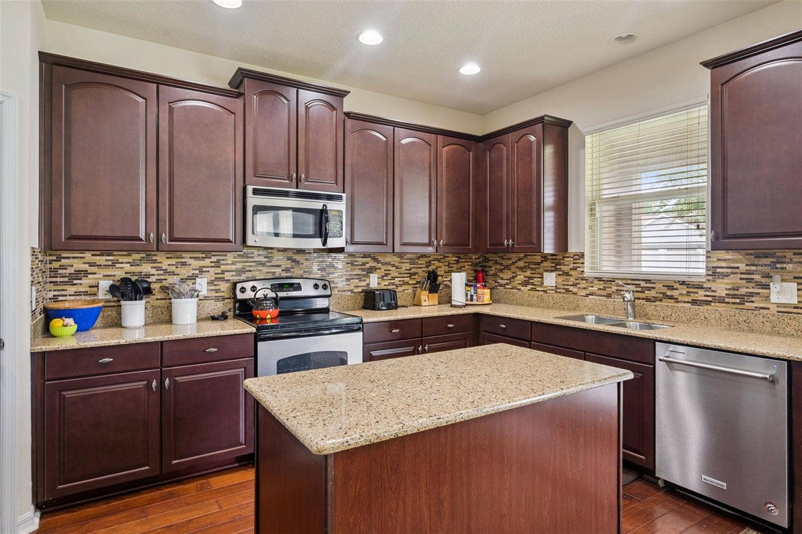 6316 MANUSCRIPT STREET, Winter Garden, FL 34787 6316 MANUSCRIPT STREET, Winter Garden, FL 34787