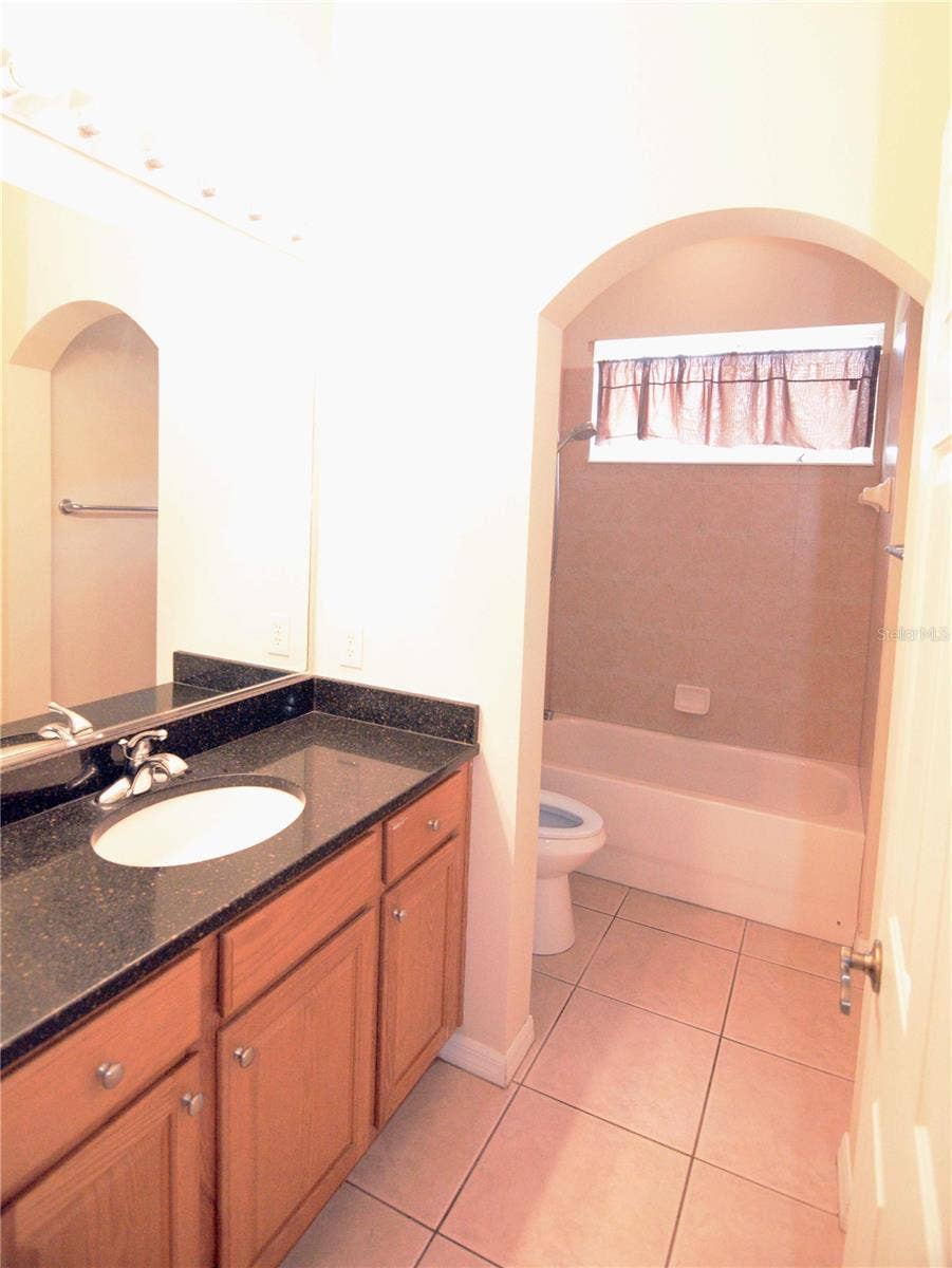 2294 SIFIELD GREENS WAY, #2294, Sun City Center, FL 33573