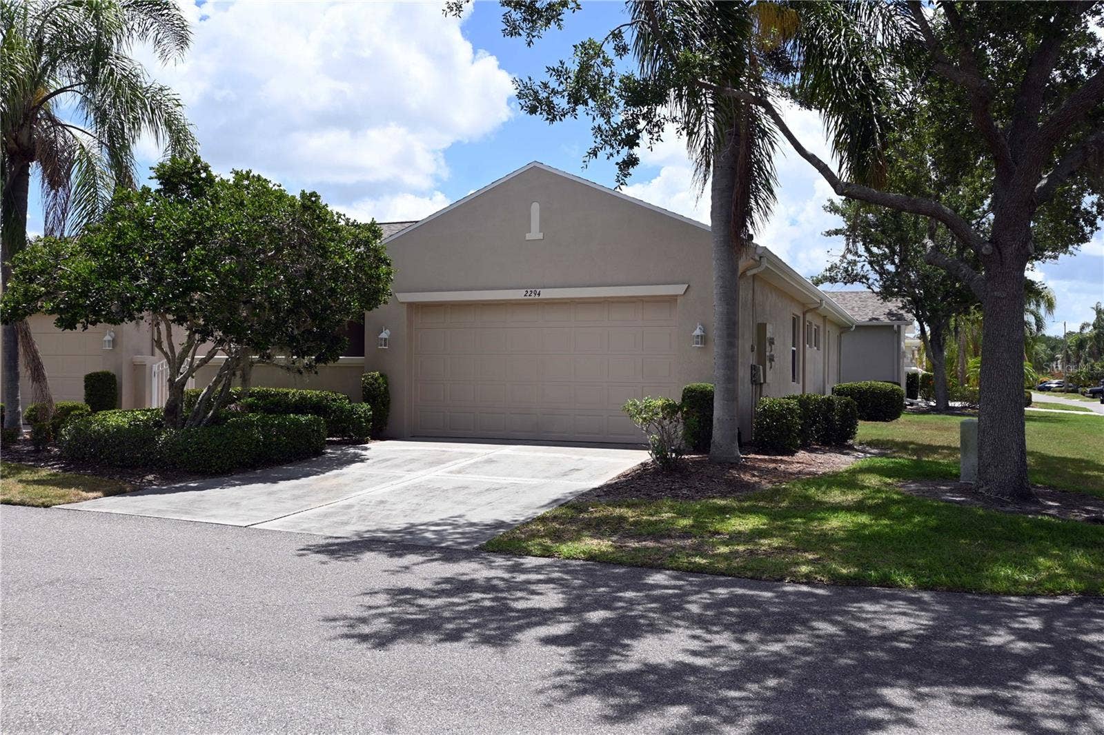 2294 SIFIELD GREENS WAY, #2294, Sun City Center, FL 33573