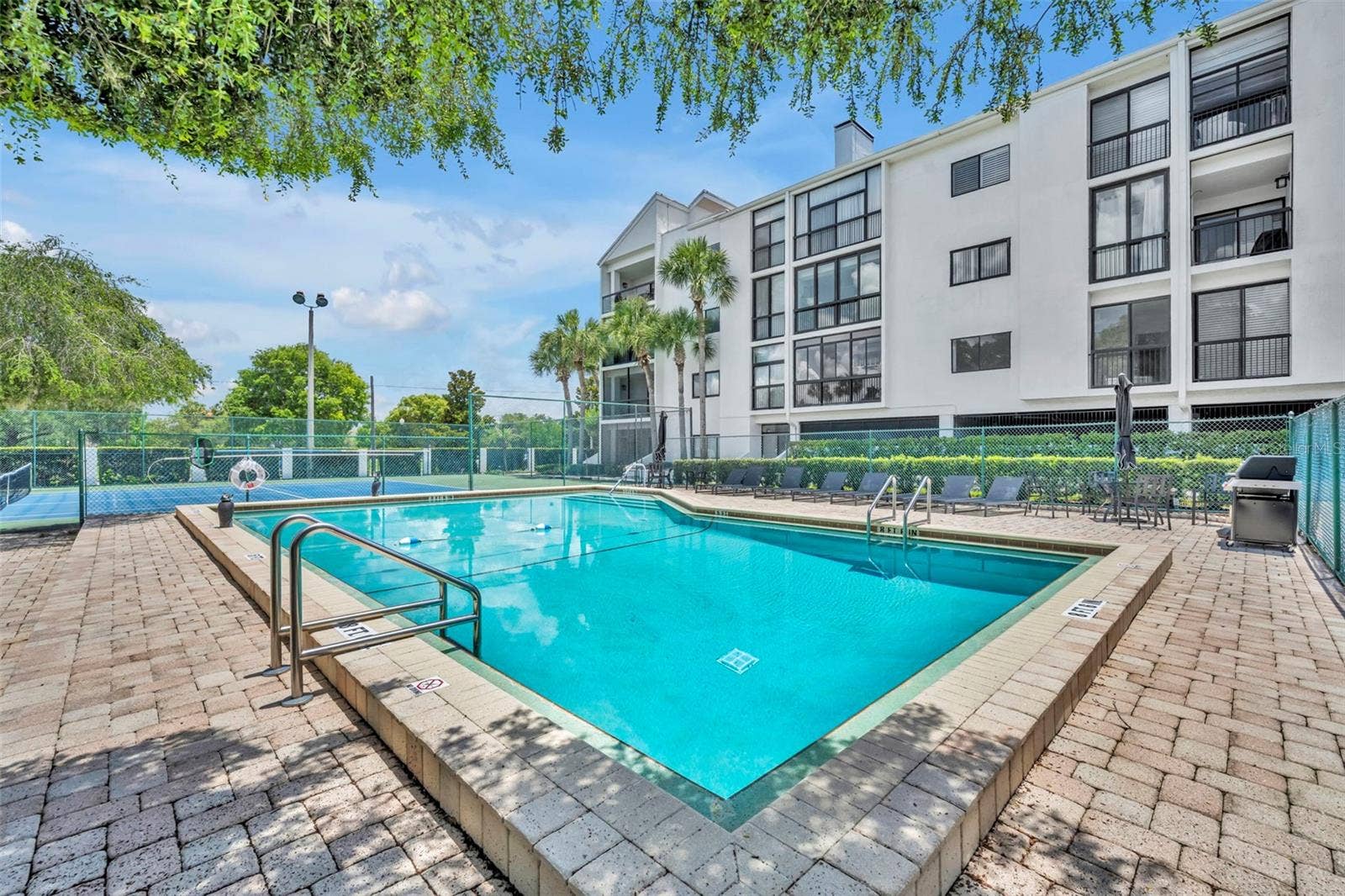 300 CAROLINA AVENUE, #402C, Winter Park, FL 32789 Just steps from the condo is Park West's beautiful pool.