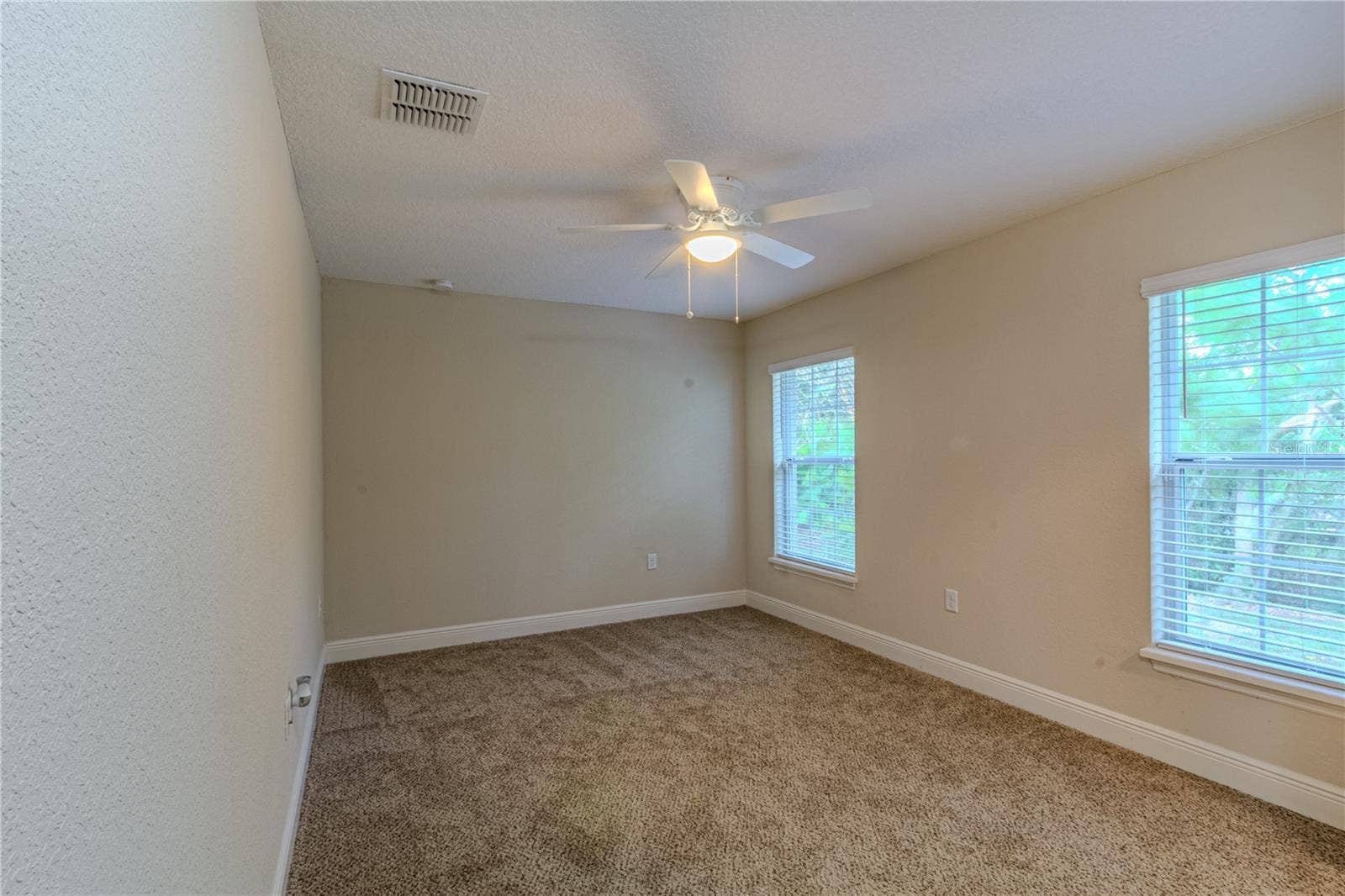 8593 PLUMERIA AVENUE, Orlando, FL 32825 8593 PLUMERIA AVENUE, Orlando, FL 32825