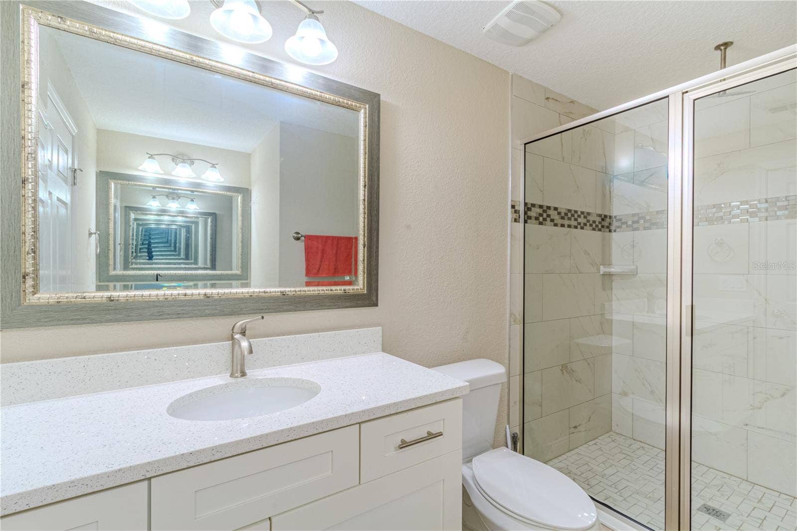 8593 PLUMERIA AVENUE, Orlando, FL 32825 8593 PLUMERIA AVENUE, Orlando, FL 32825