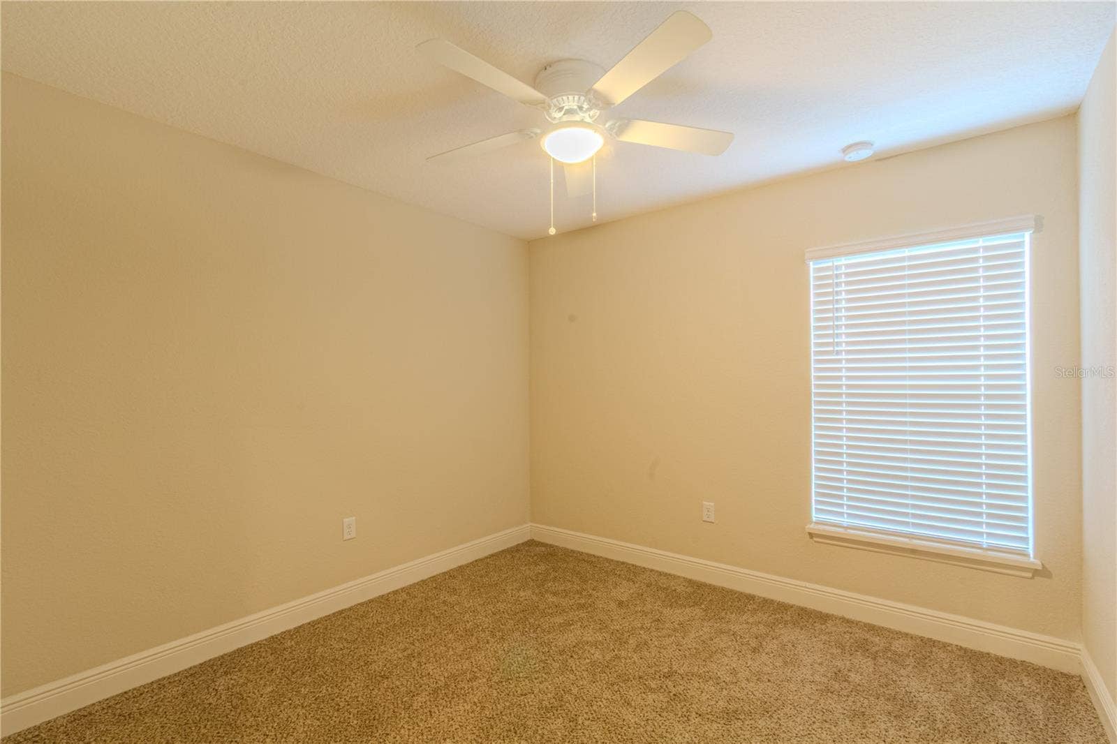 8593 PLUMERIA AVENUE, Orlando, FL 32825 8593 PLUMERIA AVENUE, Orlando, FL 32825
