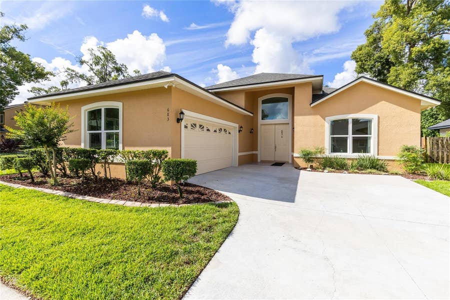 Property photo for 683 OAK HOLLOW WAY, Altamonte Springs, FL
