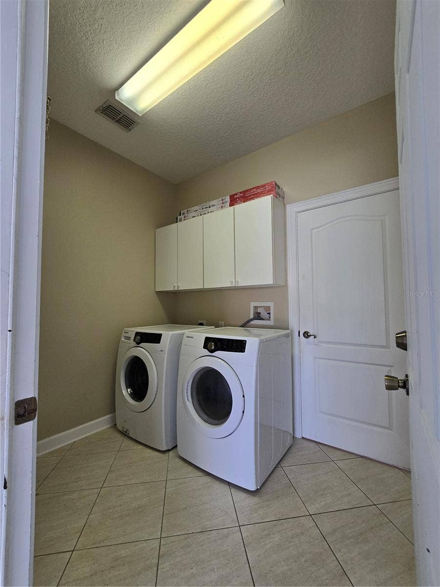 13613 LARSEN LANE, Winter Garden, FL 34787 13613 LARSEN LANE, Winter Garden, FL 34787