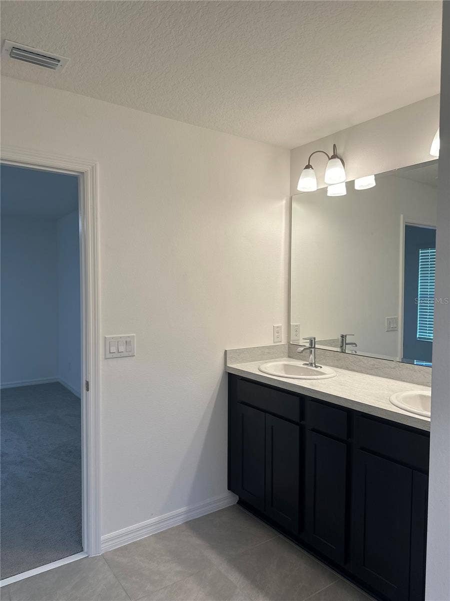 189 GLASS ONION DRIVE, Groveland, FL 34737