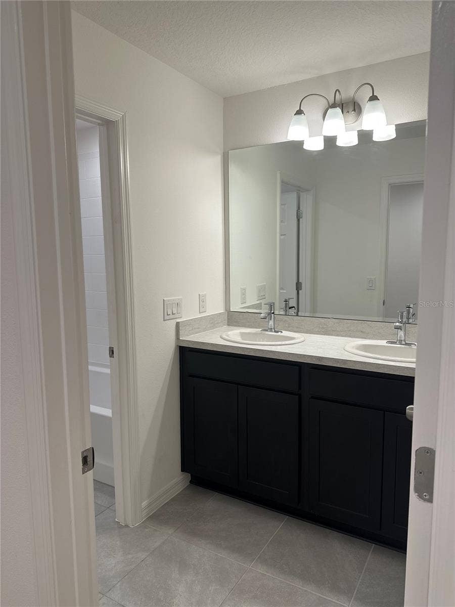 189 GLASS ONION DRIVE, Groveland, FL 34737