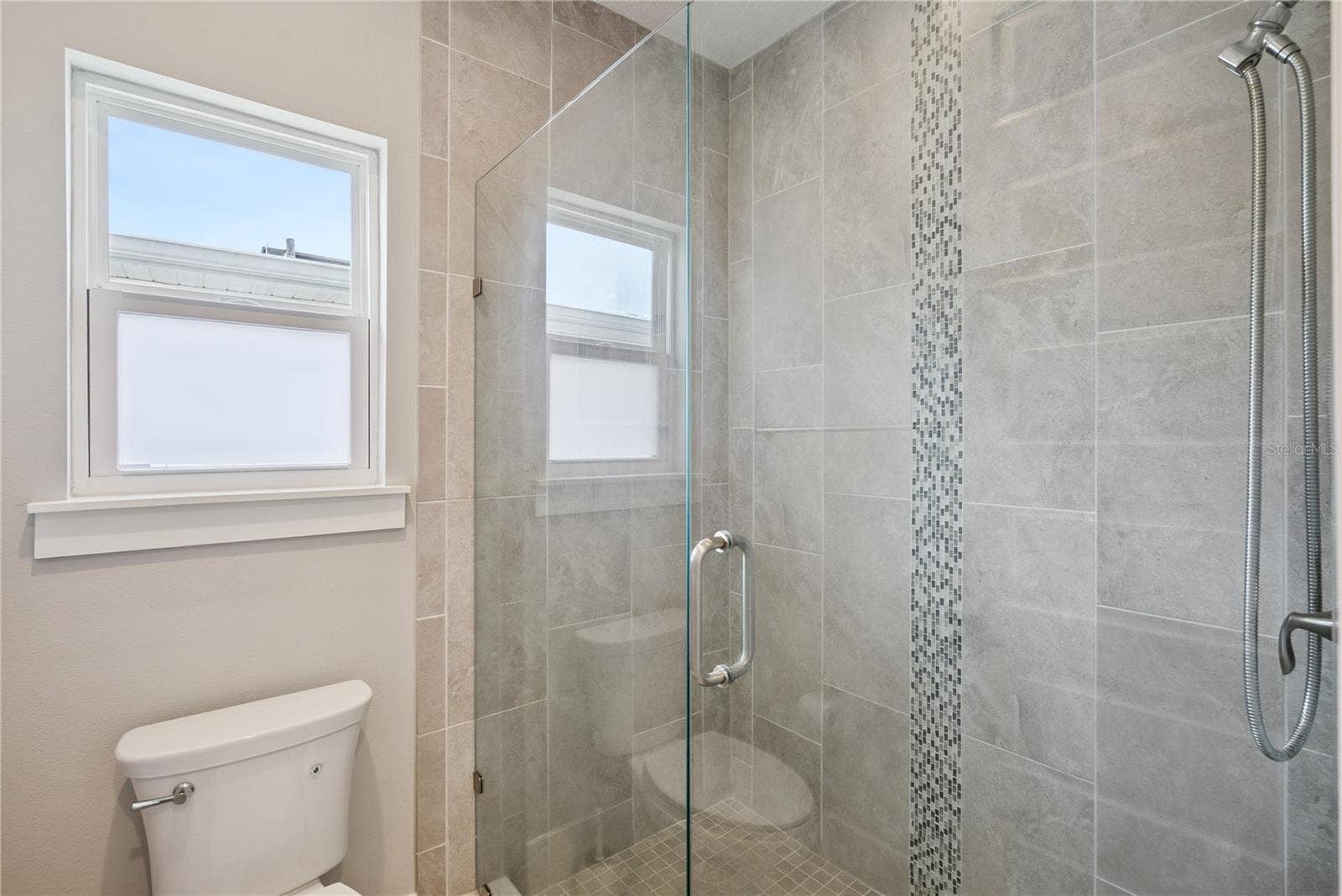 200 E GRANT STREET, Orlando, FL 32806 Bathroom