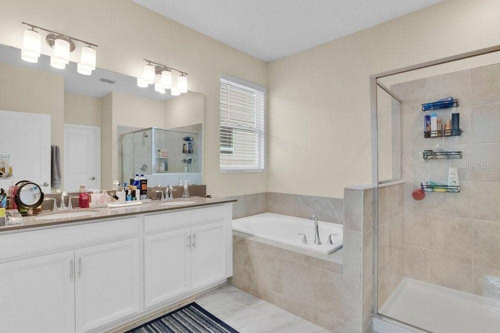 11036 ROBERT FROST DRIVE, Winter Garden, FL 34787 11036 ROBERT FROST DRIVE, Winter Garden, FL 34787
