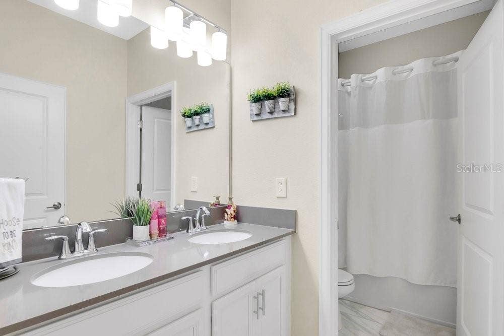 11036 ROBERT FROST DRIVE, Winter Garden, FL 34787 11036 ROBERT FROST DRIVE, Winter Garden, FL 34787