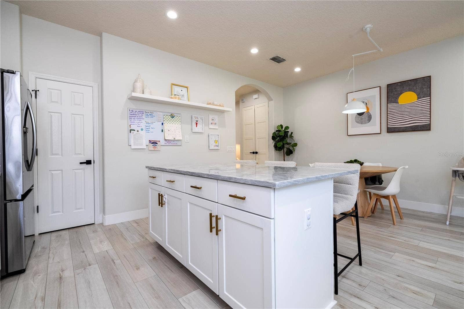 11861 VERMILLION AVENUE, Windermere, FL 34786 11861 VERMILLION AVENUE, Windermere, FL 34786