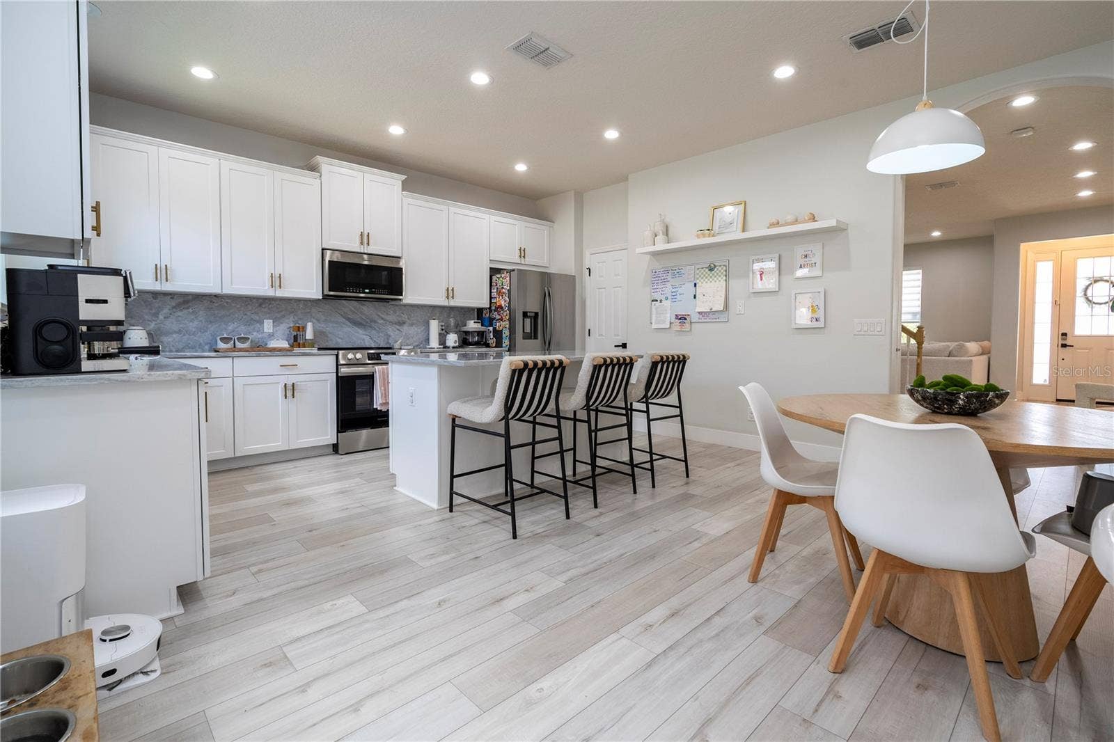 11861 VERMILLION AVENUE, Windermere, FL 34786 11861 VERMILLION AVENUE, Windermere, FL 34786