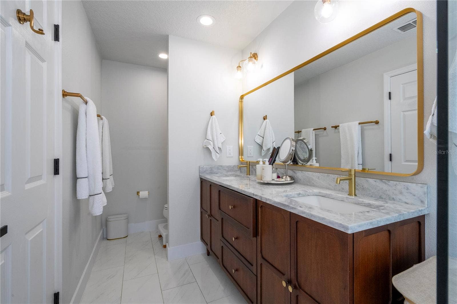 11861 VERMILLION AVENUE, Windermere, FL 34786 11861 VERMILLION AVENUE, Windermere, FL 34786