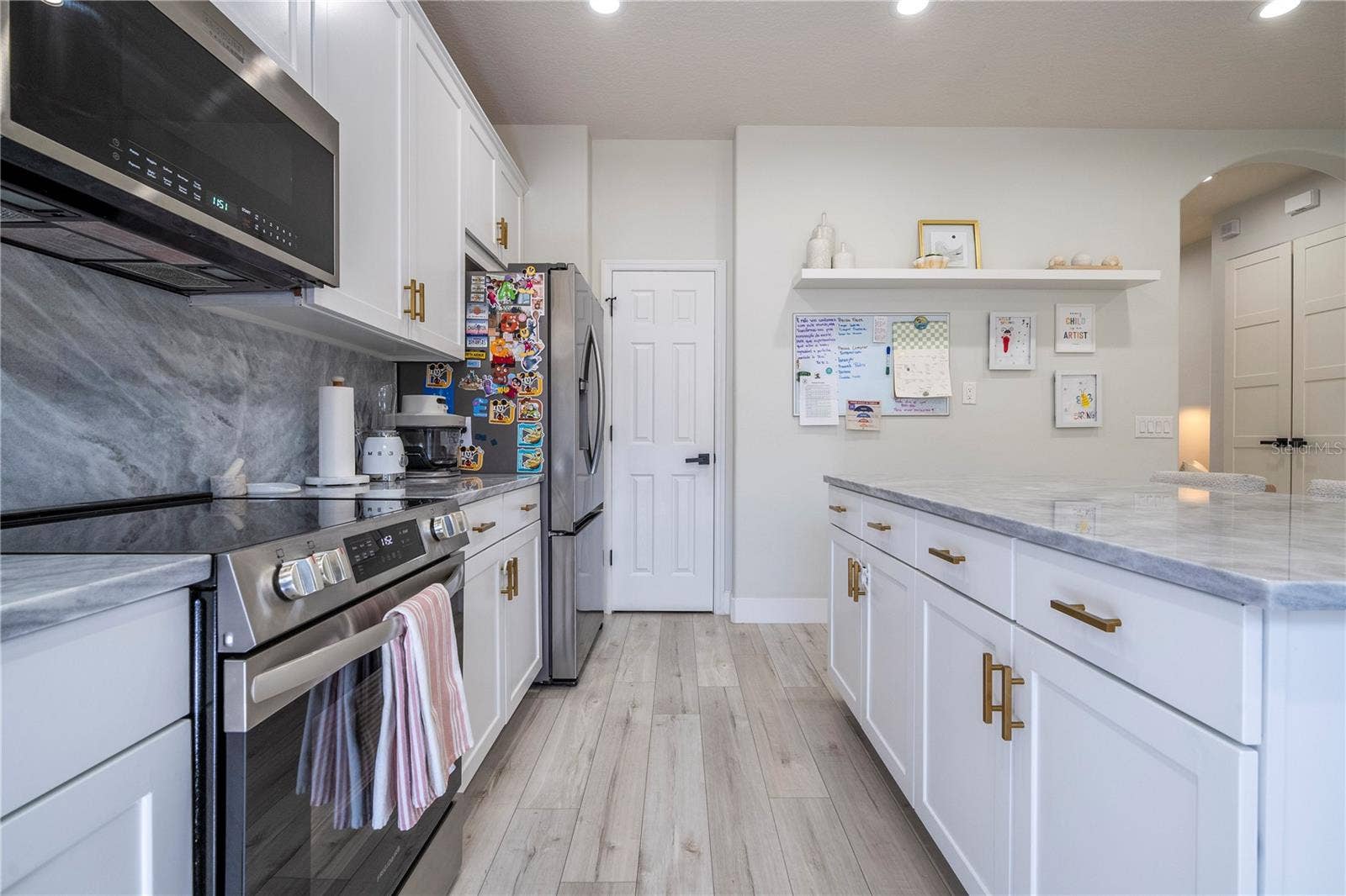 11861 VERMILLION AVENUE, Windermere, FL 34786 11861 VERMILLION AVENUE, Windermere, FL 34786