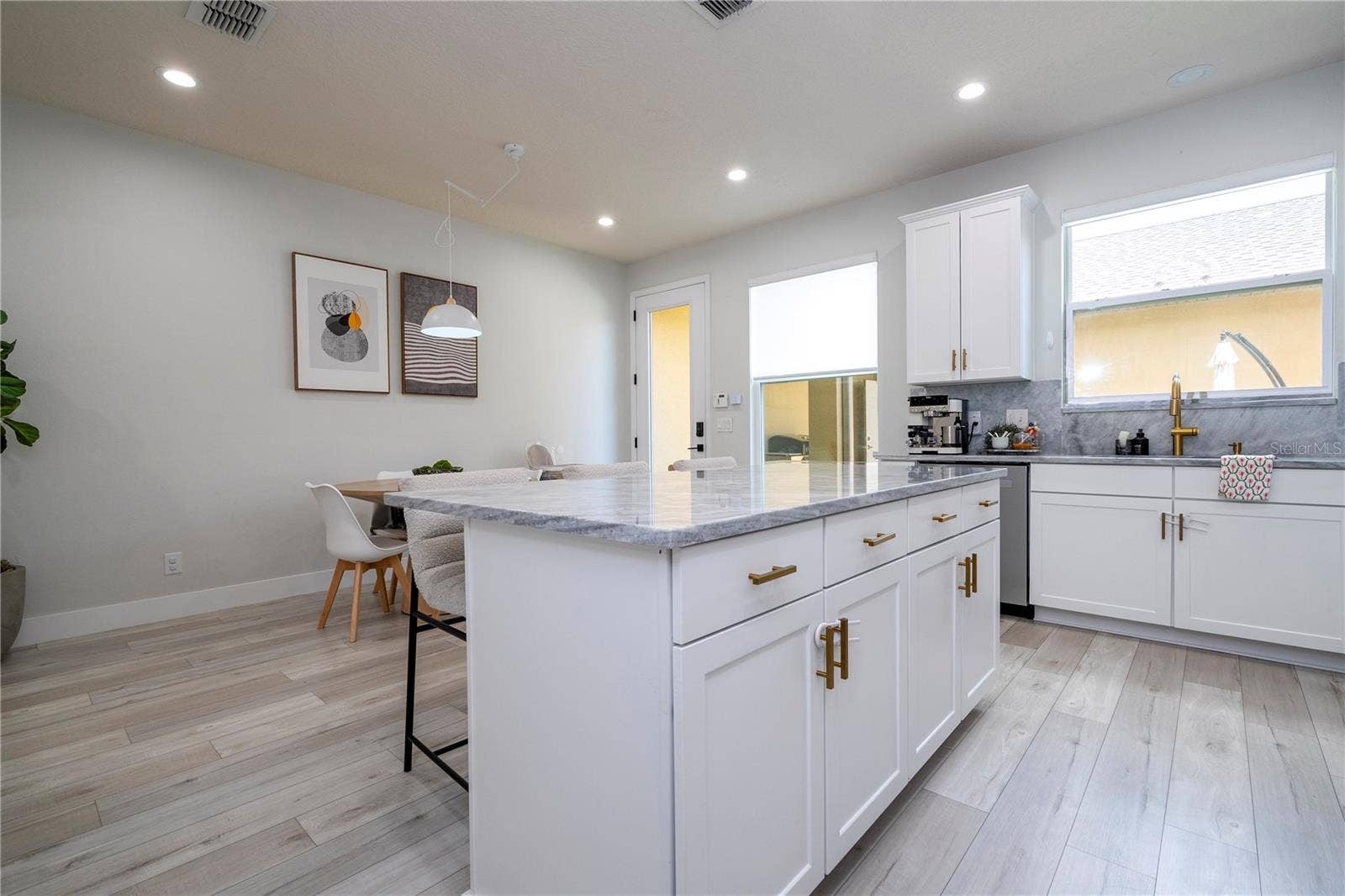 11861 VERMILLION AVENUE, Windermere, FL 34786 11861 VERMILLION AVENUE, Windermere, FL 34786