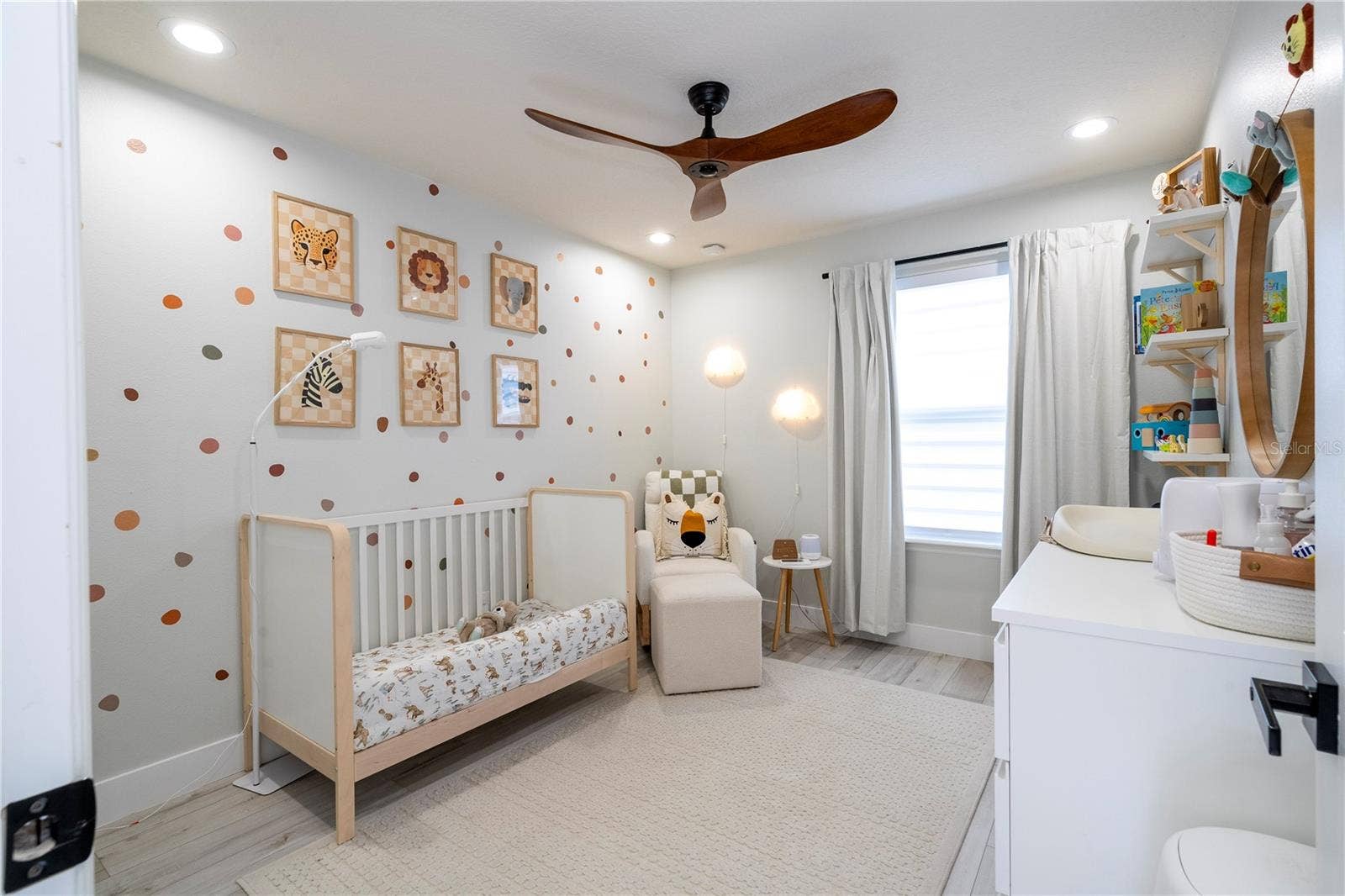 11861 VERMILLION AVENUE, Windermere, FL 34786 11861 VERMILLION AVENUE, Windermere, FL 34786