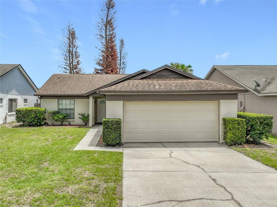Property photo for 1050 ABELL CIRCLE, Oviedo, FL