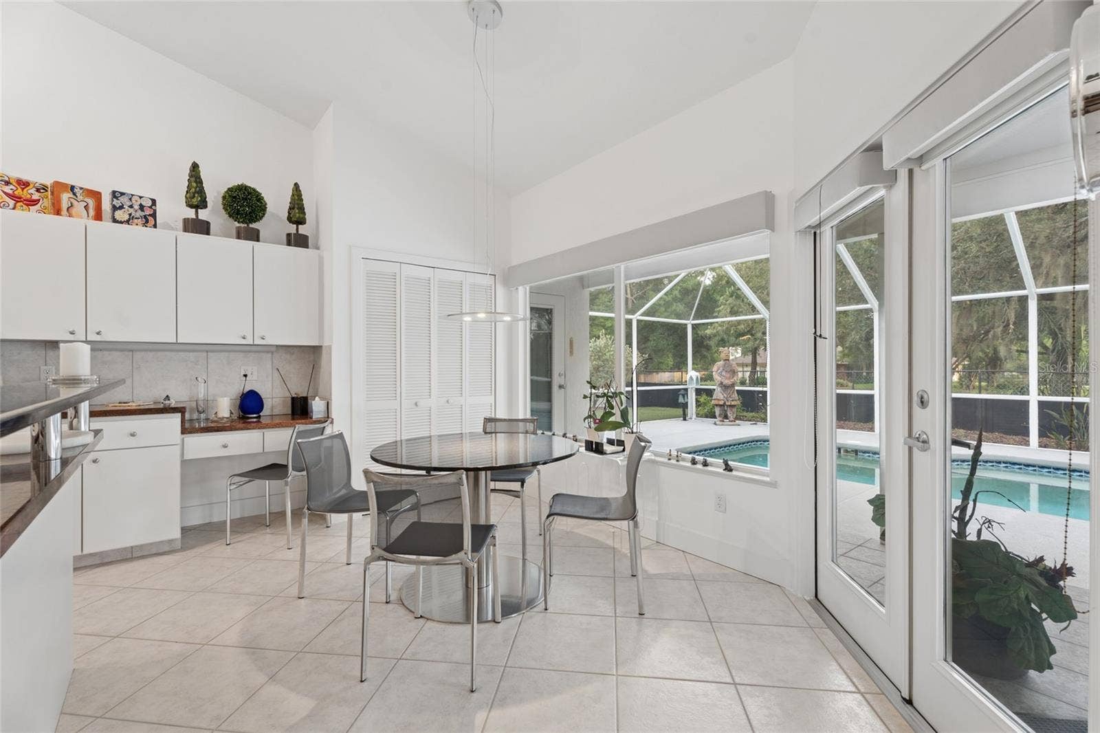 4404 SIMMONS ROAD, Orlando, FL 32812 Dinette
