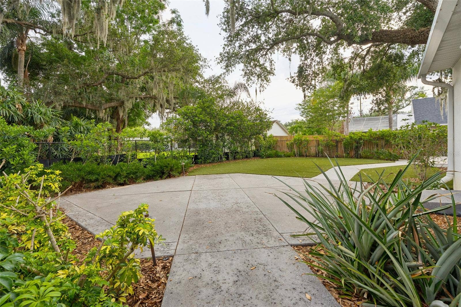 4404 SIMMONS ROAD, Orlando, FL 32812 Backyard