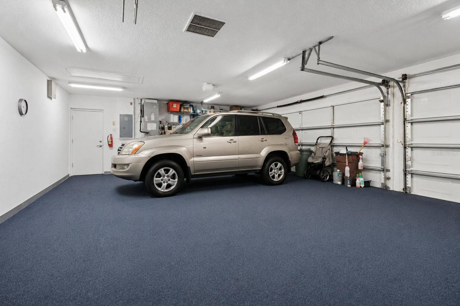 4404 SIMMONS ROAD, Orlando, FL 32812 Garage