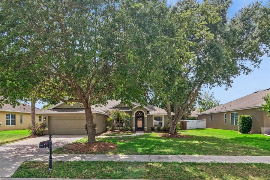Property photo for 242 BLUE WATER STREET, Eustis, FL