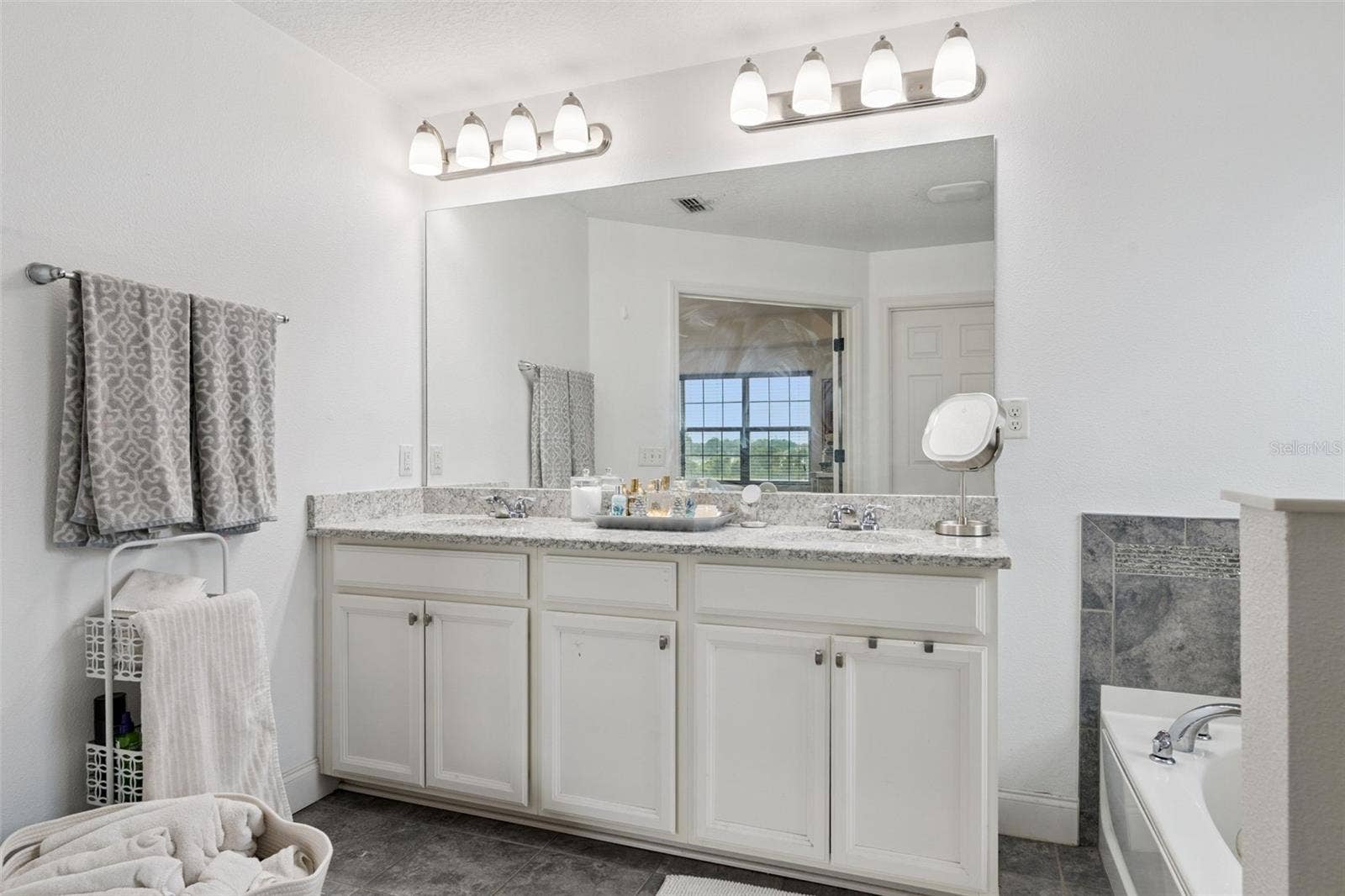 9189 BUSACO PARK WAY, Winter Garden, FL 34787 9189 BUSACO PARK WAY, Winter Garden, FL 34787